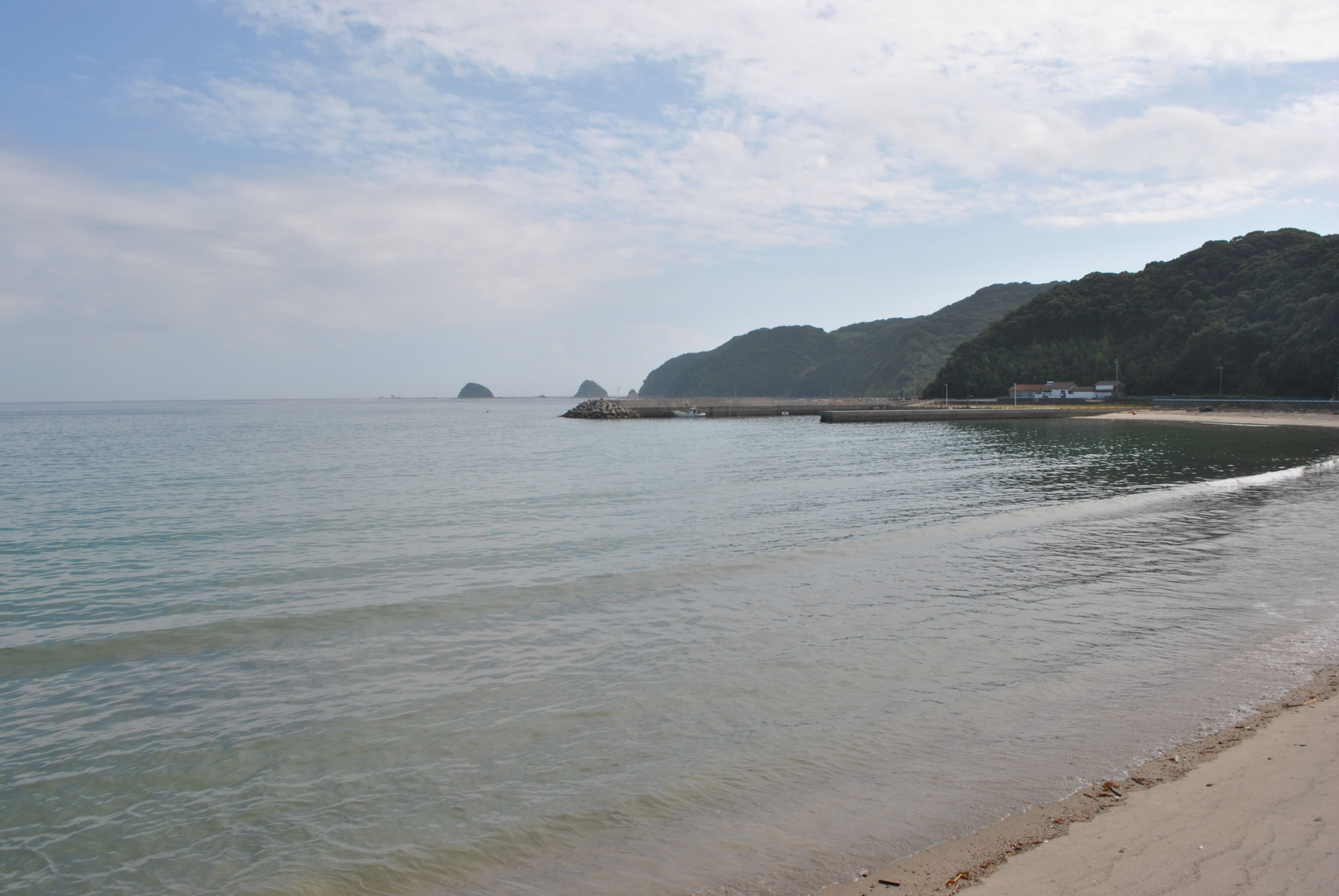 牛深町 砂月海水浴場